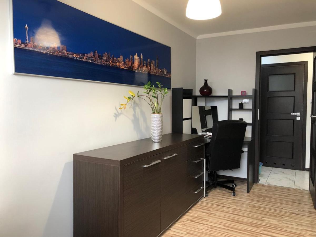 Chlodna Apartman Varsó Kültér fotó